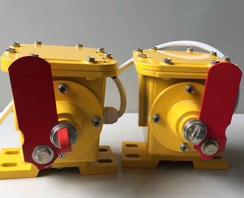 撕裂開關，JZL-K、皮帶機撕裂保護裝置，生產廠家BZL-220B防爆縱向撕裂保護裝置