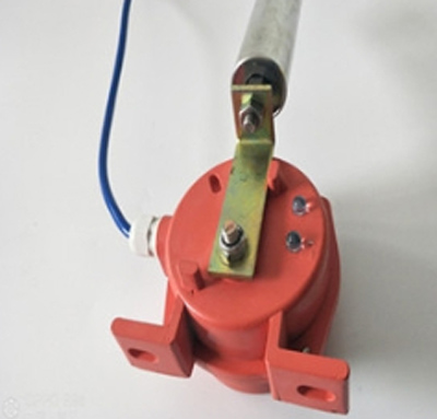 TLP-100-145防爆兩級跑偏開關(guān)、TLP-120-130刮板機(jī)用兩級跑偏開關(guān)廠家